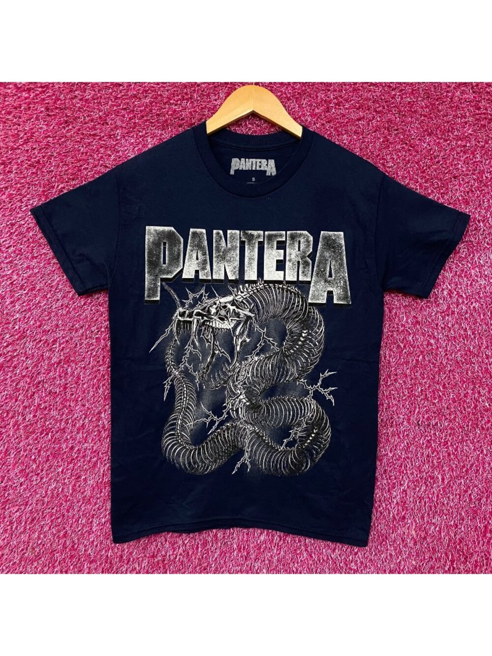 Pantera Snake Lightning Tshirt size Small